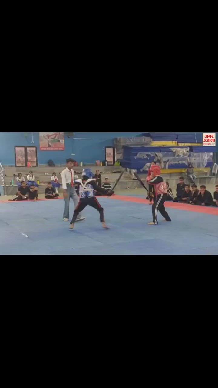 VIDEO : उधमपुर में खेला गया मणिपुर का पारंपरिक खेल थंग टा, बच्चों ने दिखाया दम