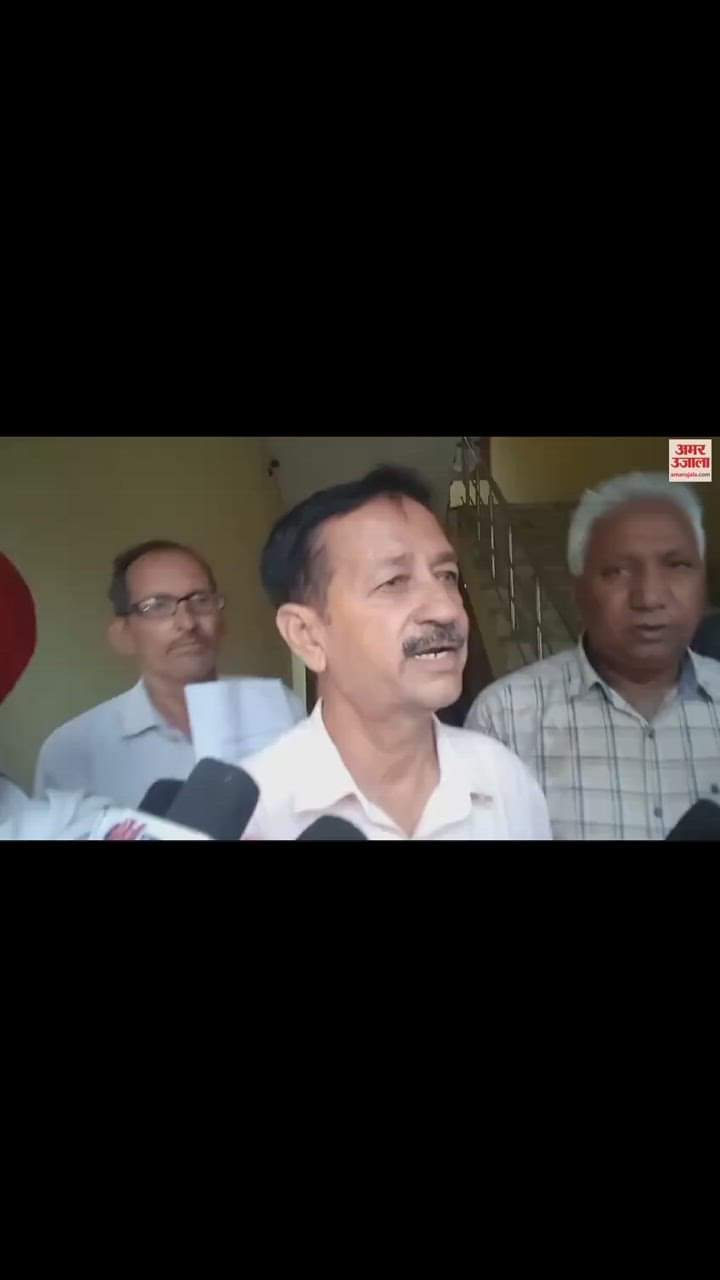 VIDEO : आरएस पुरा में रजिस्ट्रार का पद खाली, जमीन संबंधी कार्य अटके, एसडीएम को सौंपा ज्ञापन