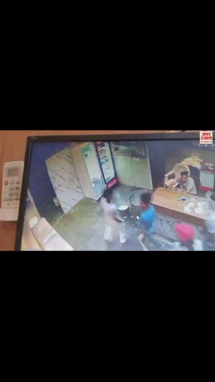 VIDEO : मोगा में दूध की डेयरी में घुसे नकाबपोश, 25 हजार का कैश लूट हुए फरार