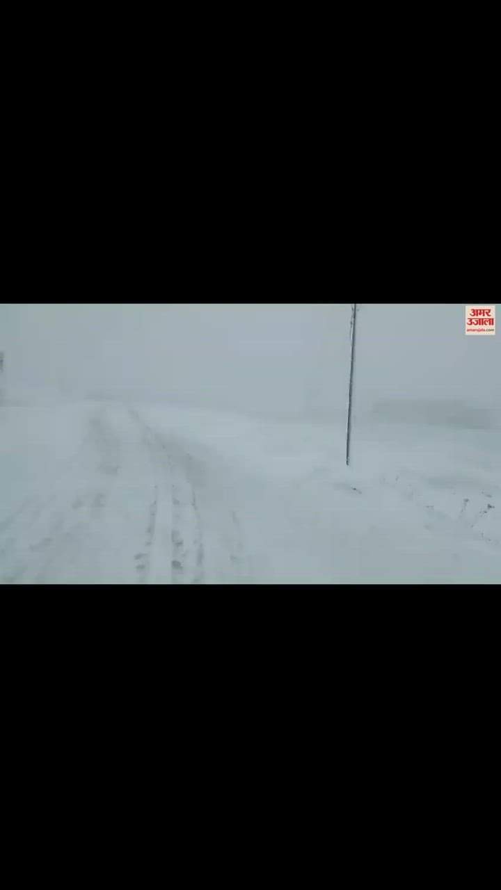 VIDEO : First snowfall of the season in Nathatop