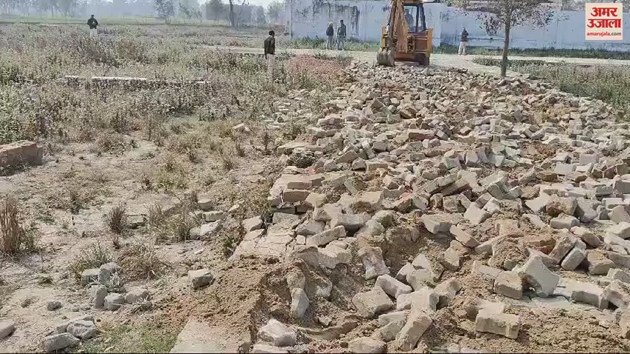 VIDEO : यहां लगातार दूसरे दिन चला बुलडोजर, बीडीए ने पांच अवैध कॉलोनियों को ध्वस्त किया