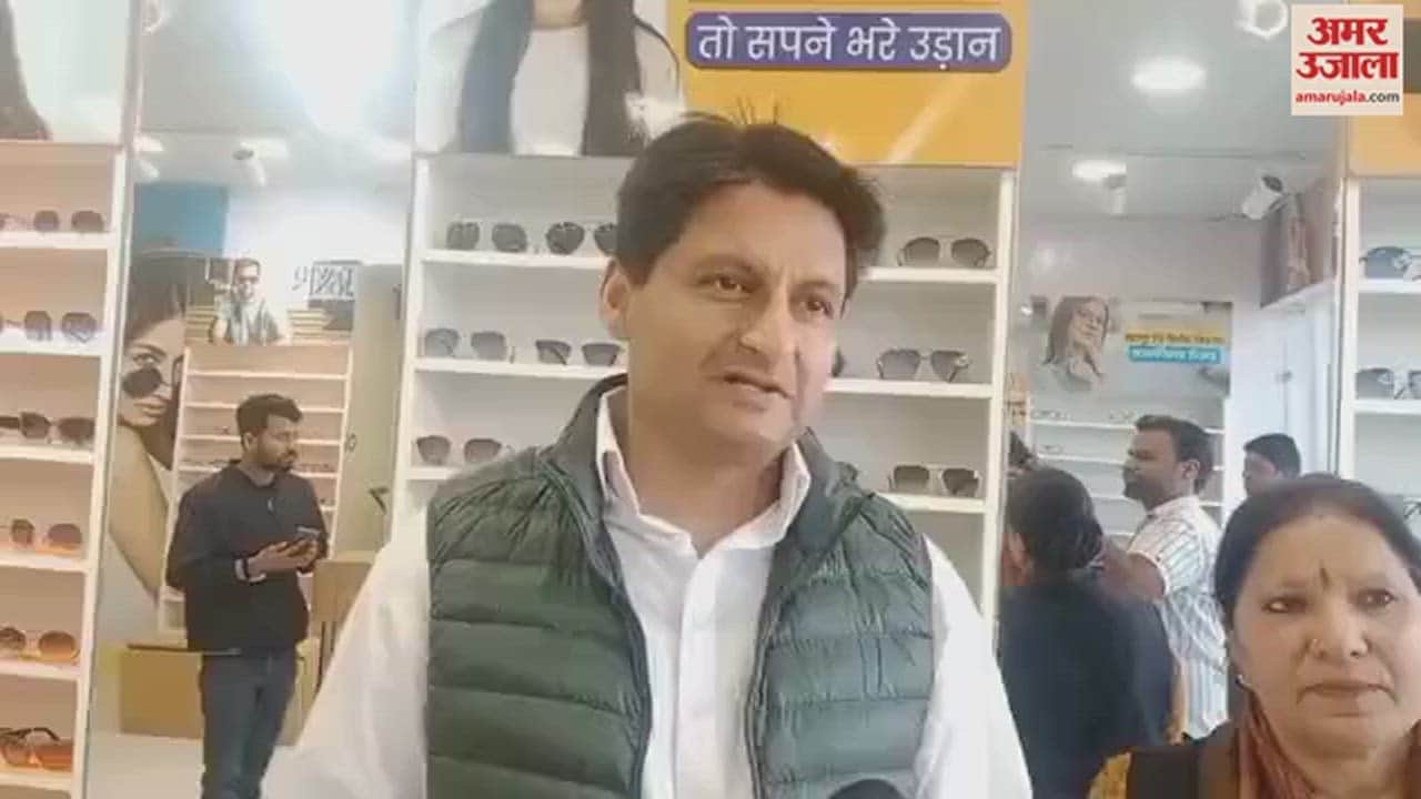 VIDEO : दीपेंद्र हुड्डा ने घर-घर कांग्रेस हर घर कांग्रेस अभियान के तहत झज्जर में किया जनसंपर्क