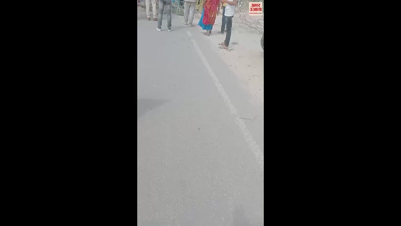 Women block road in Narnaul due to water shortage