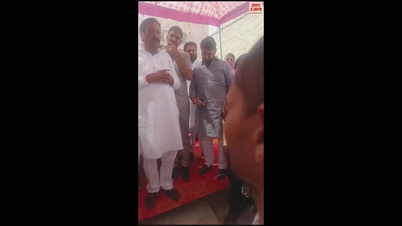 VIDEO : हिसार में भाजपा प्रत्याशी रणजीत सिंह का विरोध
