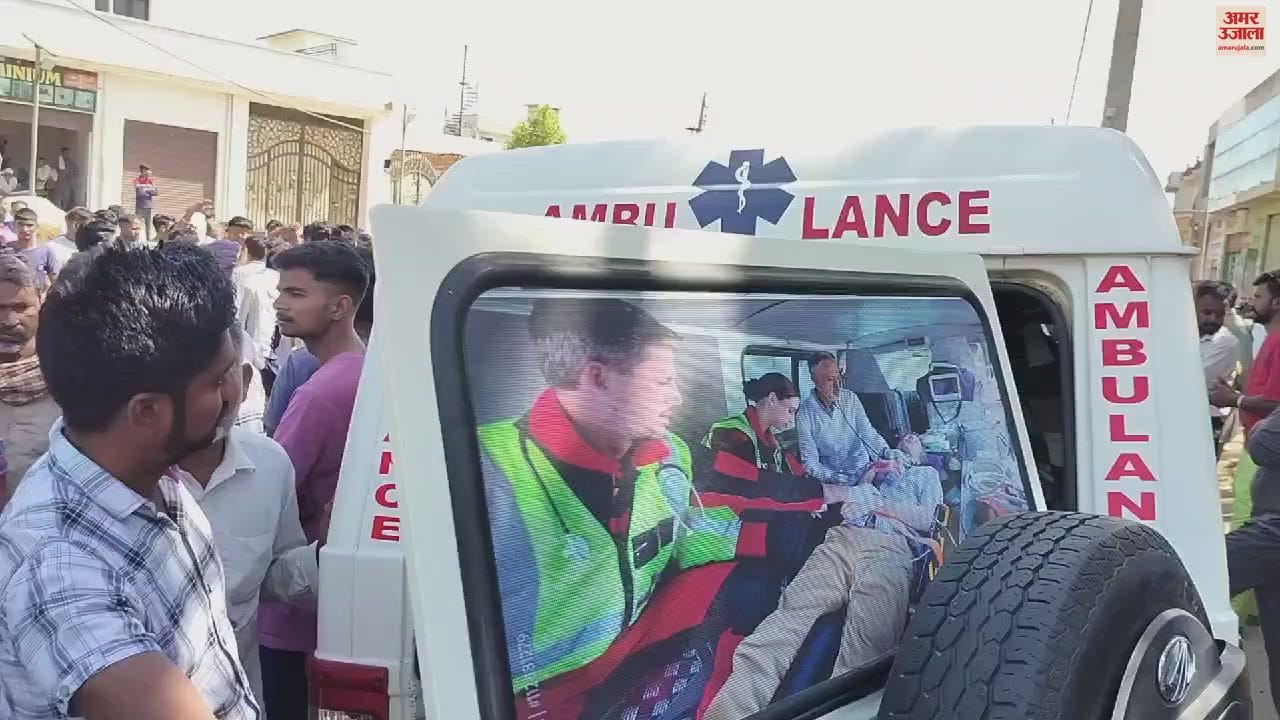 VIDEO : फतेहाबाद में चार दिन पहले कार की टक्कर से हुई दो युवकों की मौत, परिजनों ने किया रोड जाम