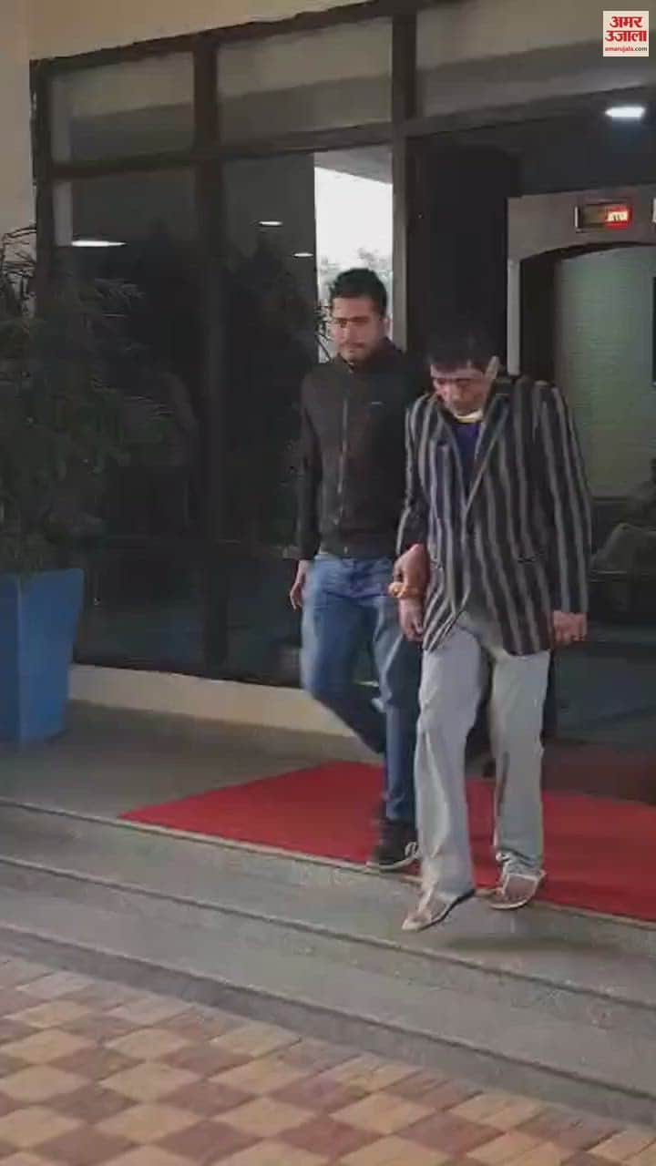 VIDEO : दिव्या पहुजा हत्याकांड में जांच के लिए शामिल हुई अभिजीत सिंह की दूसरी गर्लफ्रेंड, सामने आया वीडियो