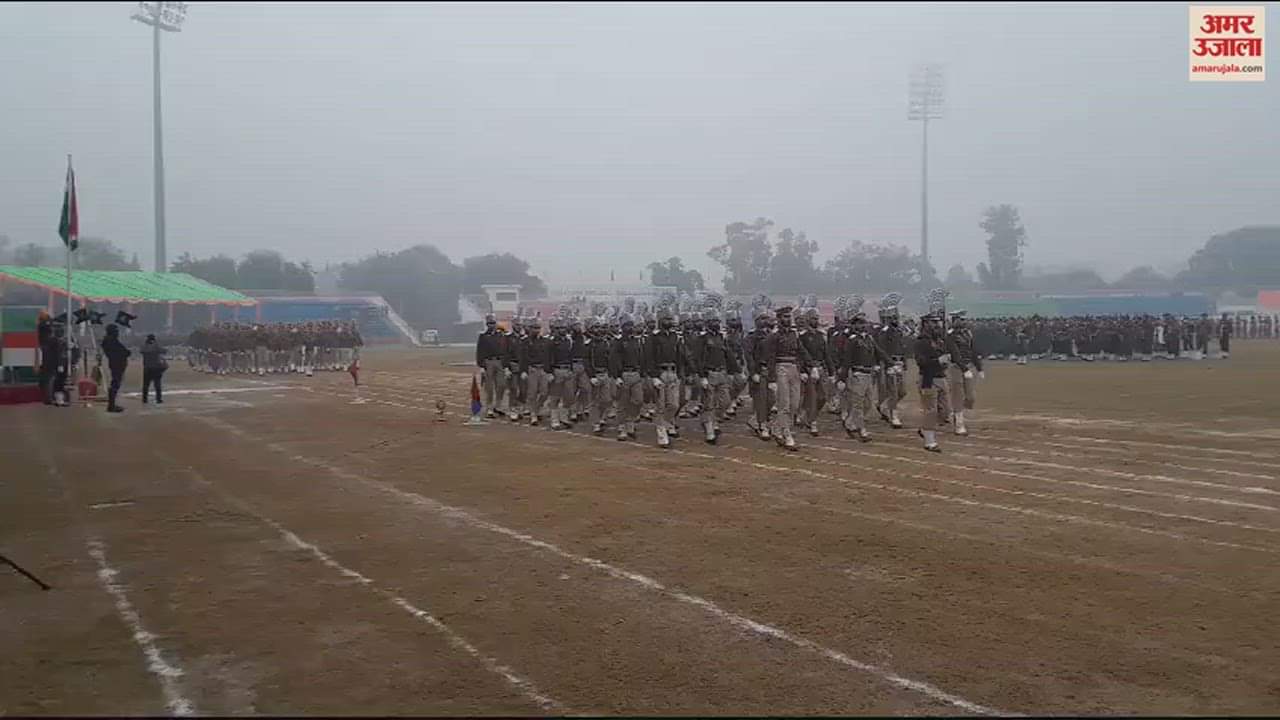 VIDEO : One step at a time amid fog and severe cold in Jammu