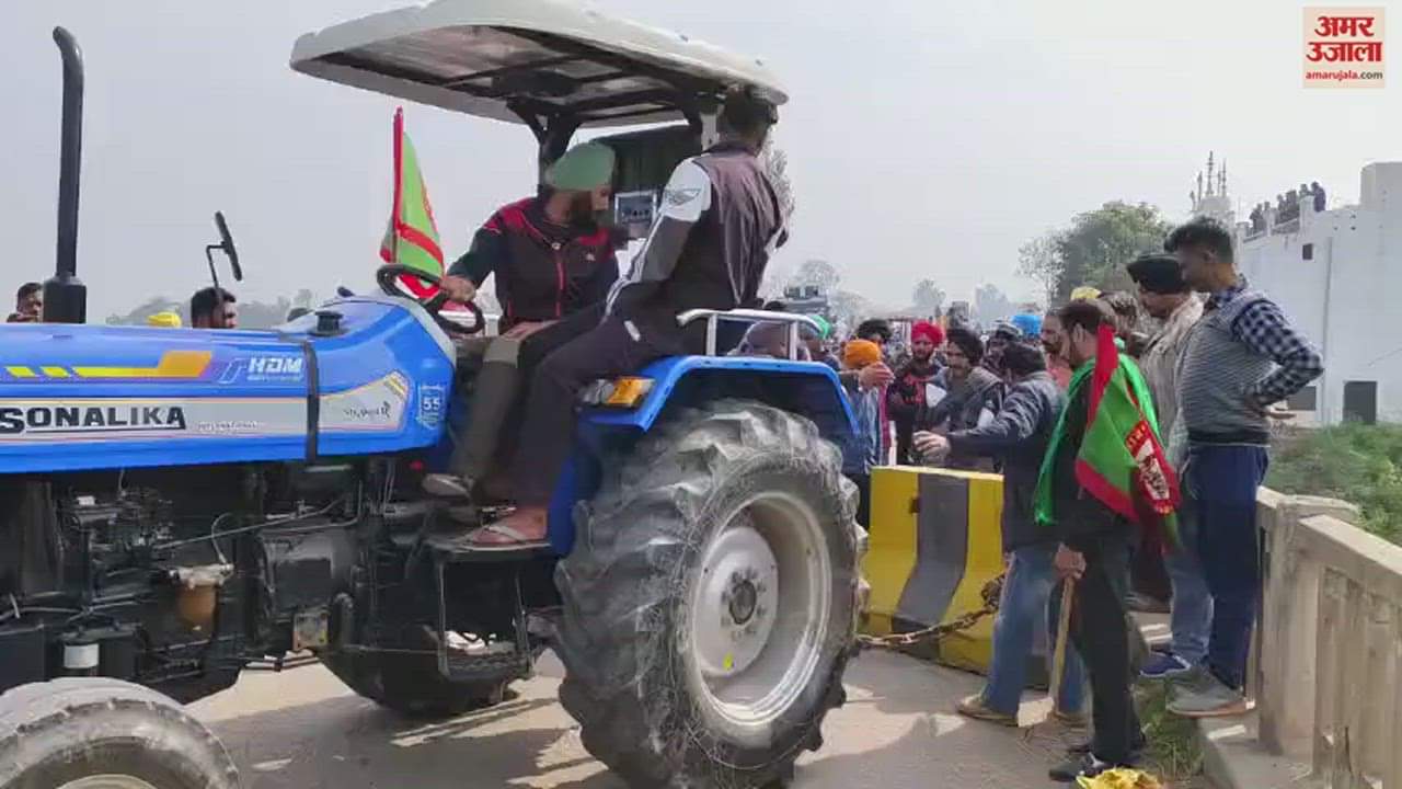 VIDEO : Farmers removed barricades with tractors in Kurukshetra 