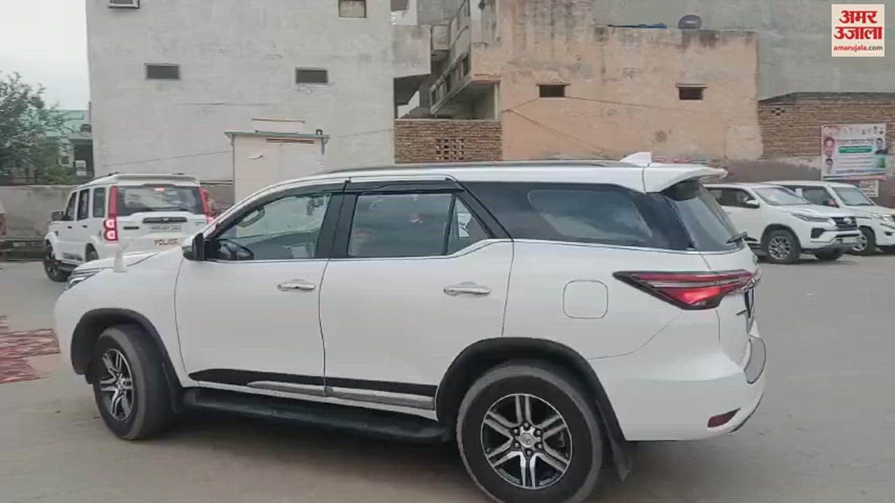 VIDEO : झज्जर में भाजपा की विजय संकल्प रैली में पहुंचे पूर्व मुख्यमंत्री मनोहरलाल