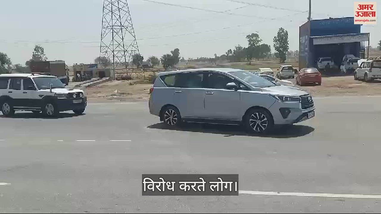 VIDEO : कैथल में रैली के दौरान मुख्यमंत्री नायब सैनी व नवीन जिंदल को दिखाए काले झंडे