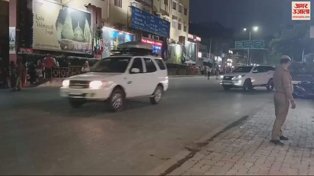 VIDEO : Amit Shah Yogi Aditya nath in varanasi for prime minister narendra modi road show