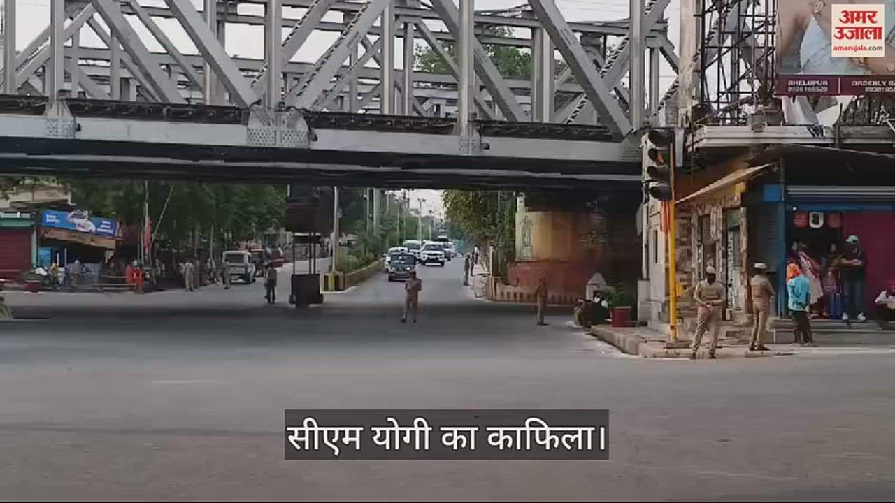 VIDEO : PM Modi Varanasi Road Show CM Yogi convoy leaves for Singh Dwar