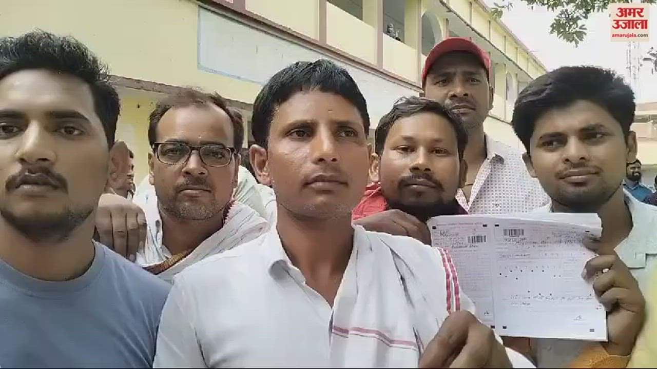 VIDEO : Last year paper given in LLB exam ruckus in Mathura Mahavidyalaya Ballia