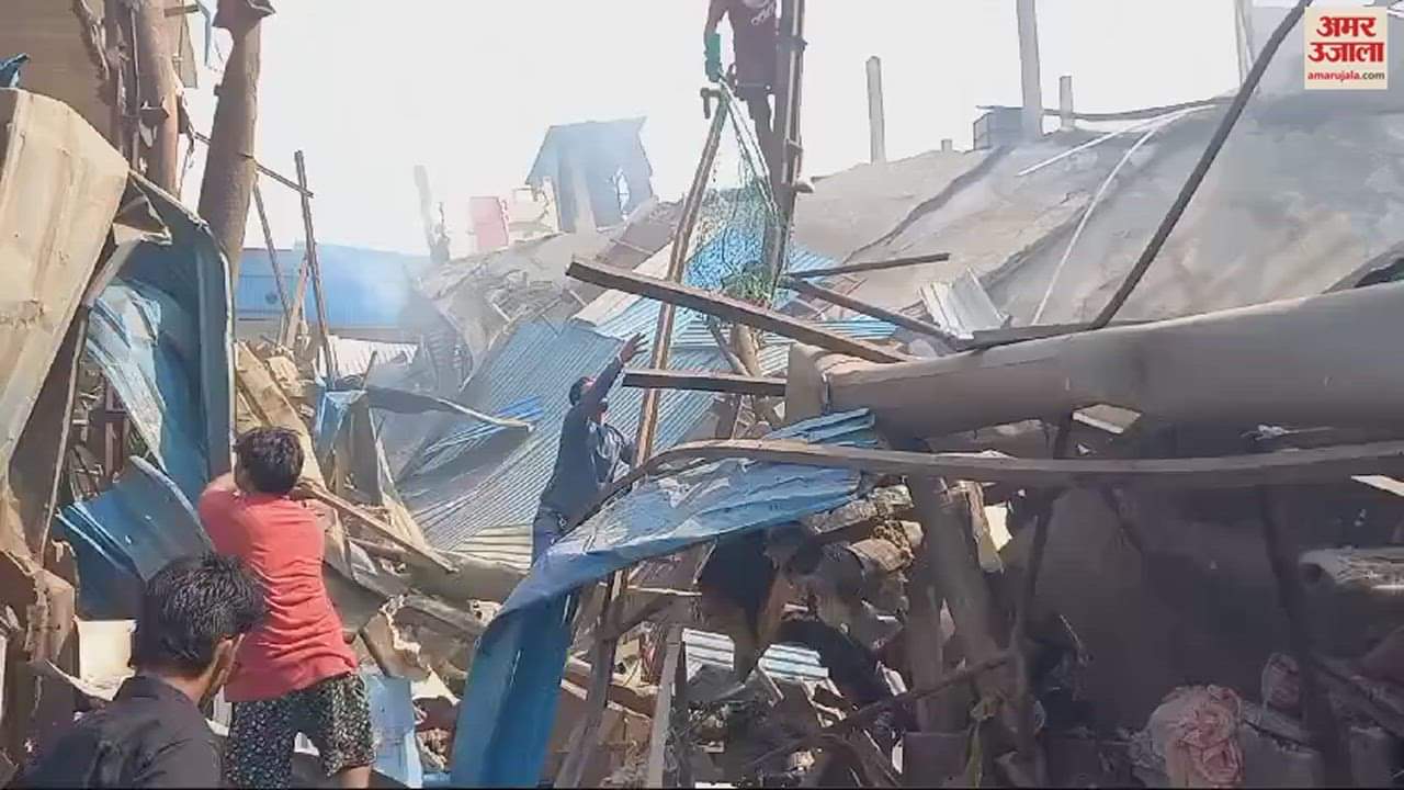 VIDEO : सोनीपत में फैक्टरी में जोरदार धमाके के साथ फटा बॉयलर, कई मकान क्षतिग्रस्त, मलबे में दबने से दो की मौत