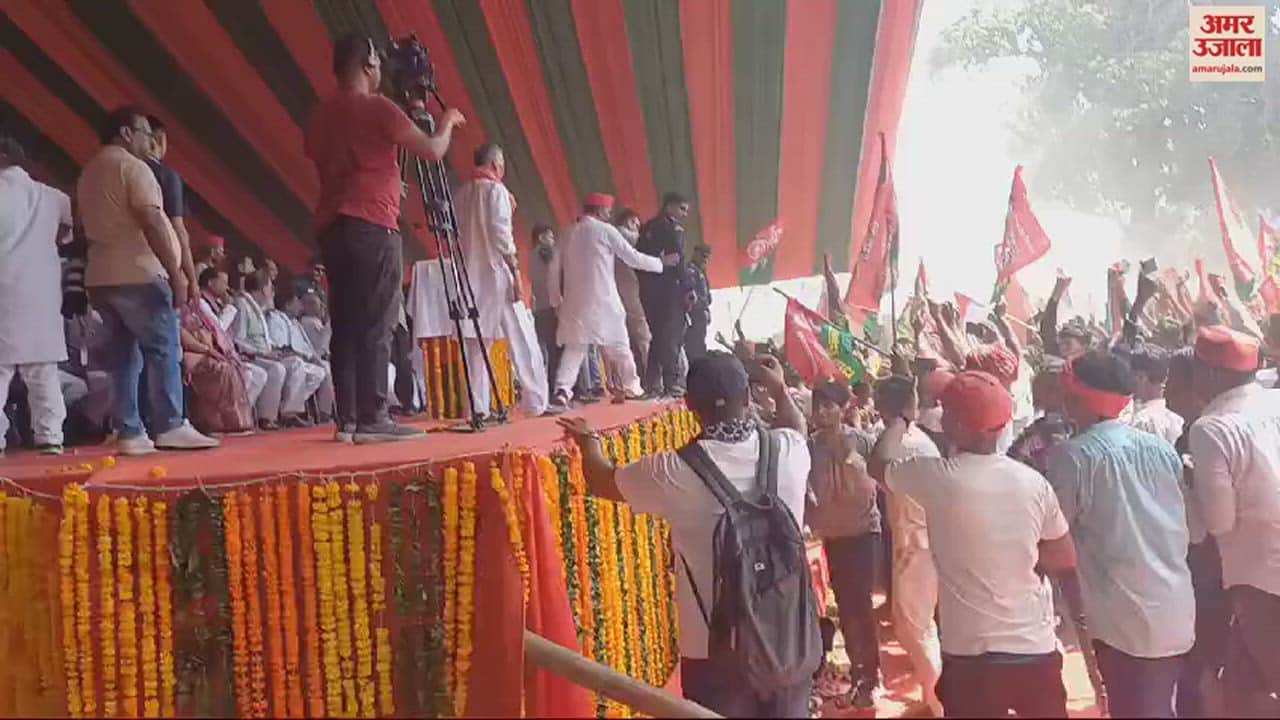 VIDEO : प्रयागराज में राहुल और अखिलेश की सभा में मची भगदड़