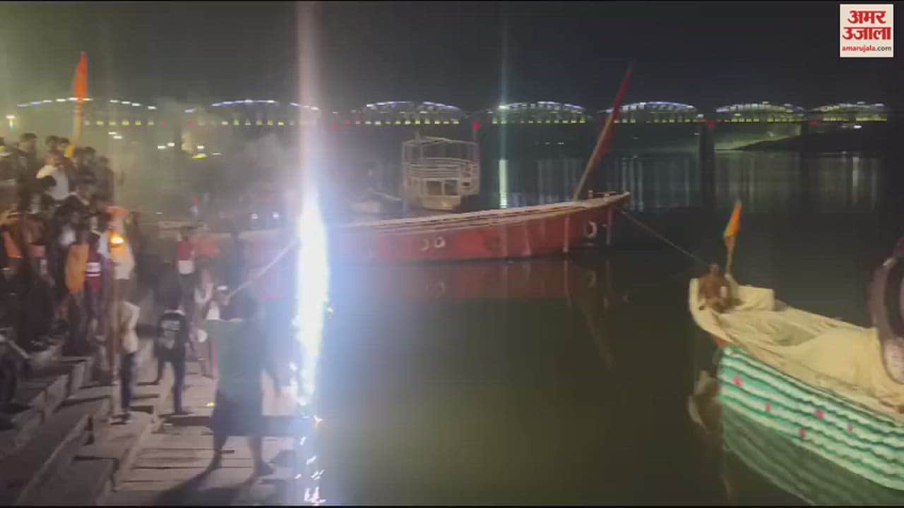 VIDEO : Narasimha Leela Characters five generations decorated the tableau of Kshirsagar