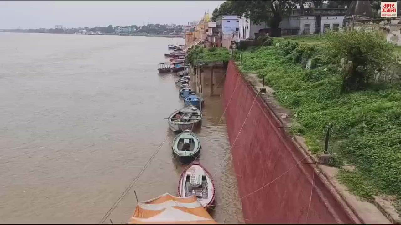 VIDEO : Sailors made Jugaad people are going from one ghat to another by boarding the boat