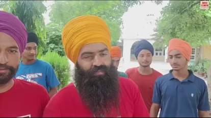 VIDEO : Restrictions On Migrants In Village Jandpur Of Mohali