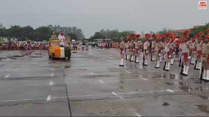 VIDEO : झज्जर में राज्यसभा सांसद ने फहराया तिरंगा झंडा