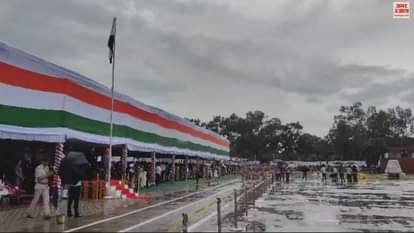 VIDEO : Administrator Gulab Chand Kataria Hoist Flag In Chandigarh On Independence Day 2024