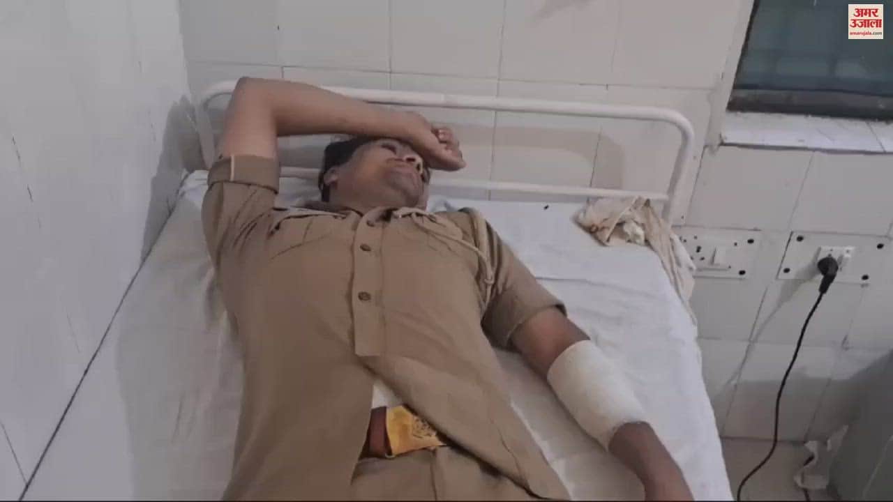 VIDEO : Encounter between animal smugglers and police in Moradabad, one accused got shot in the leg, constable also injured
