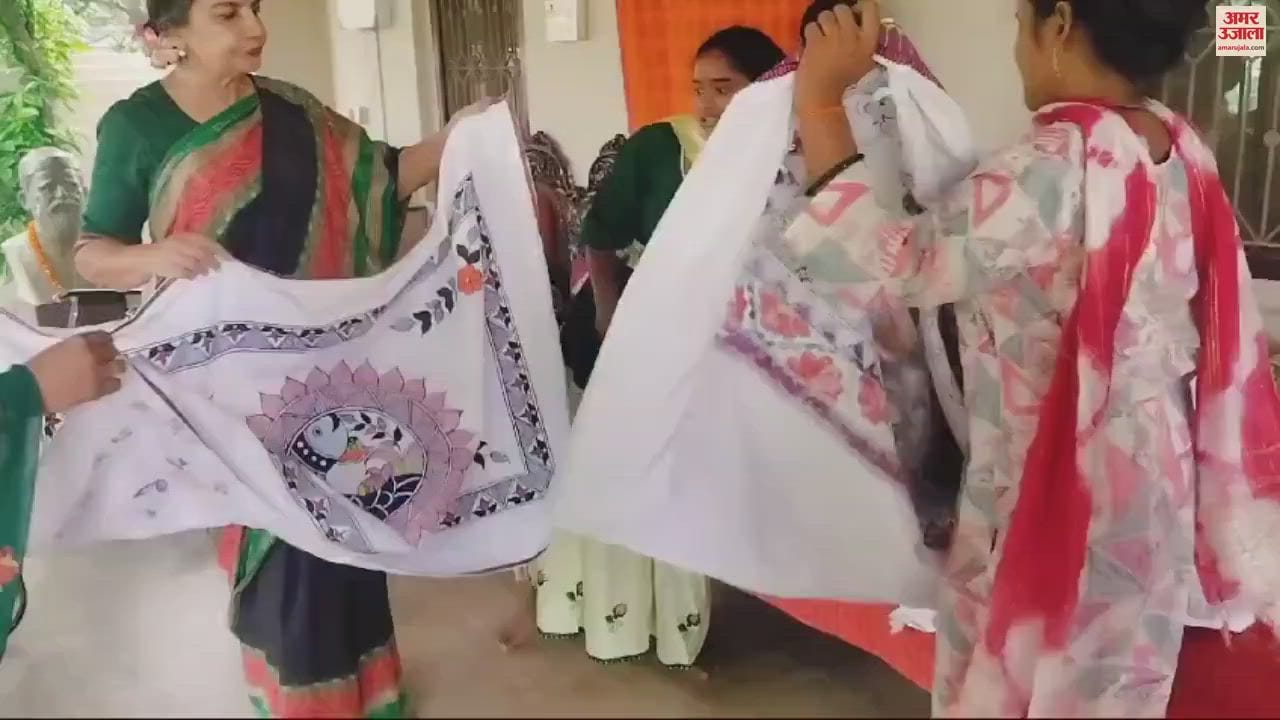 VIDEO : Shabana Azmi praised Madhubani painting Manish Malhotra given clothes women doing the work