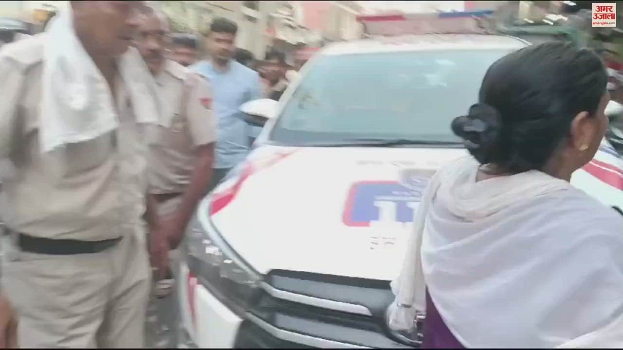 VIDEO : Tension between BJP and Congress workers in Rohtak