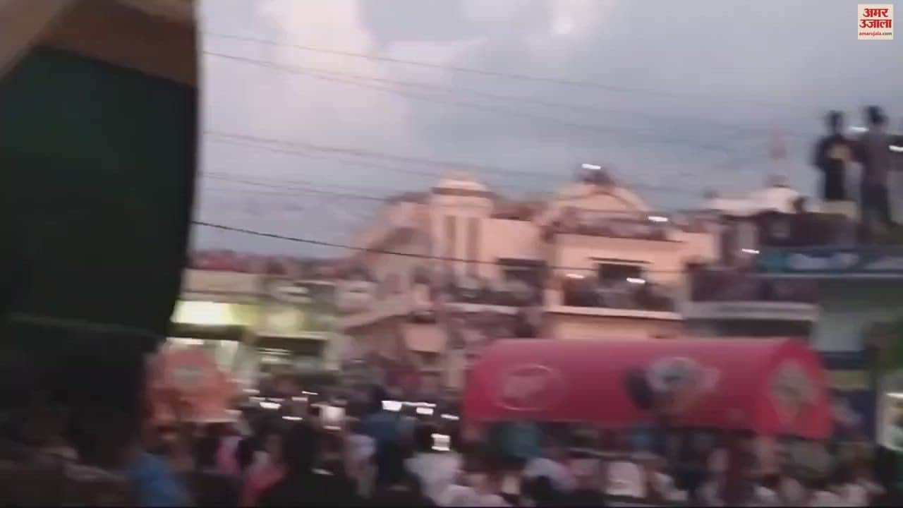 VIDEO : Haryana: 51 feet high hanging dahi-handi broke on the occasion of Shri Krishna Janmashtami in Sevan