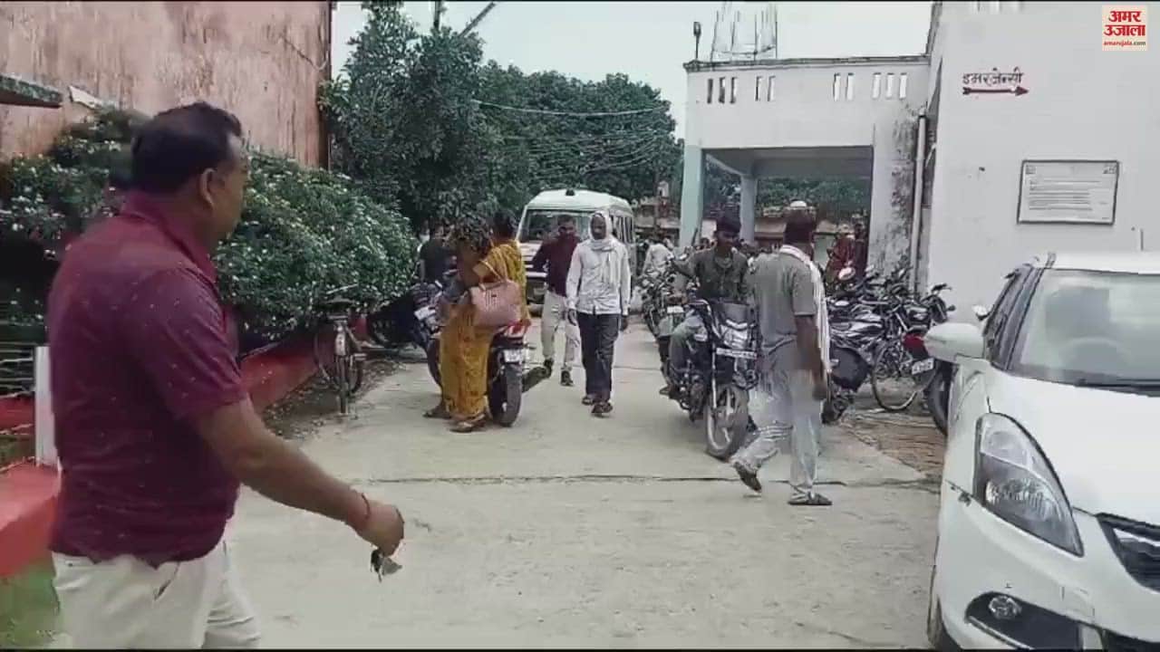 VIDEO : Two miscreants on bike shot person in Mau his condition is critical