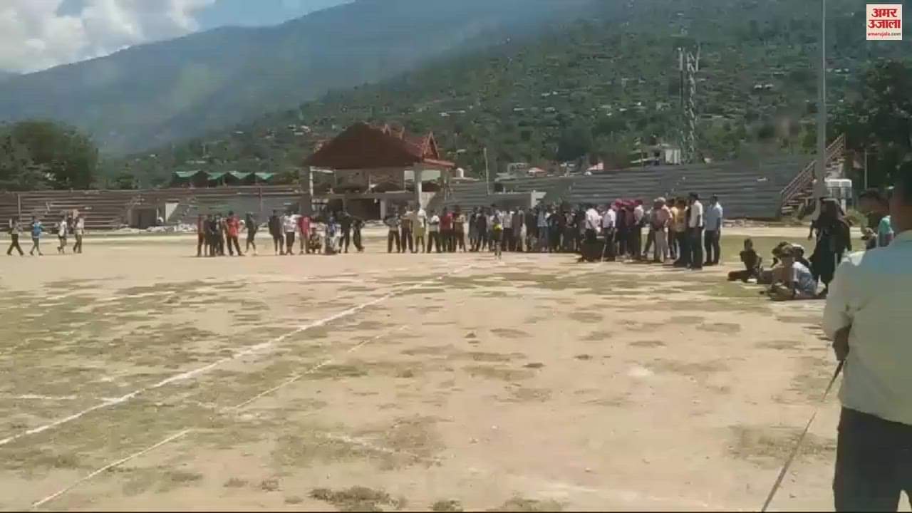 VIDEO : Players showing their strength in the Under-19 Athletics Meet in Dhalpur