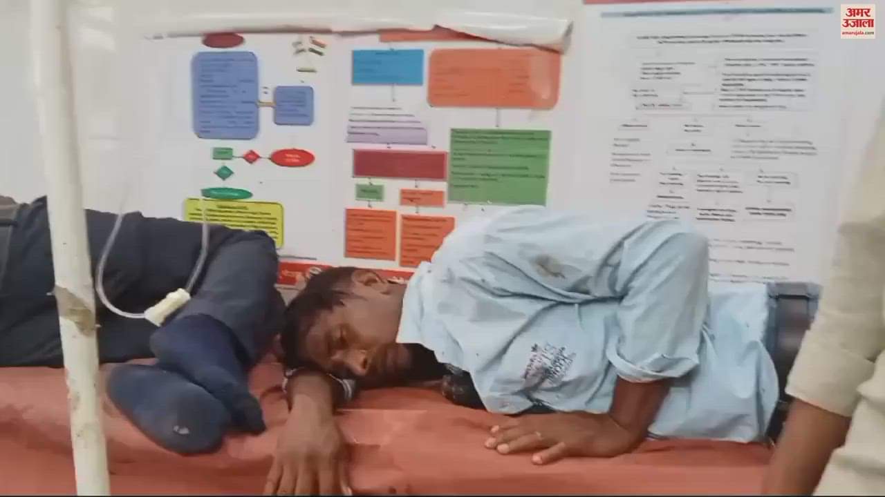 VIDEO : Bus driver and conductor beaten up workers reached Deputy CM program