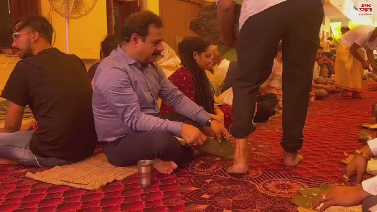 VIDEO : Bilaspuri Dham organized by Himachal Mahasabha at Muni Mandir in Sector 23, Chandigarh