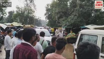 VIDEO : Boycotted peace committee meeting demanded removal police station in-charge from SP chandauli