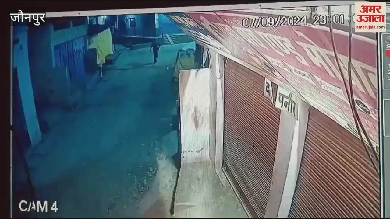 VIDEO : Thousands rupees including jewellery stolen from Durga temple thieves caught on CCTV