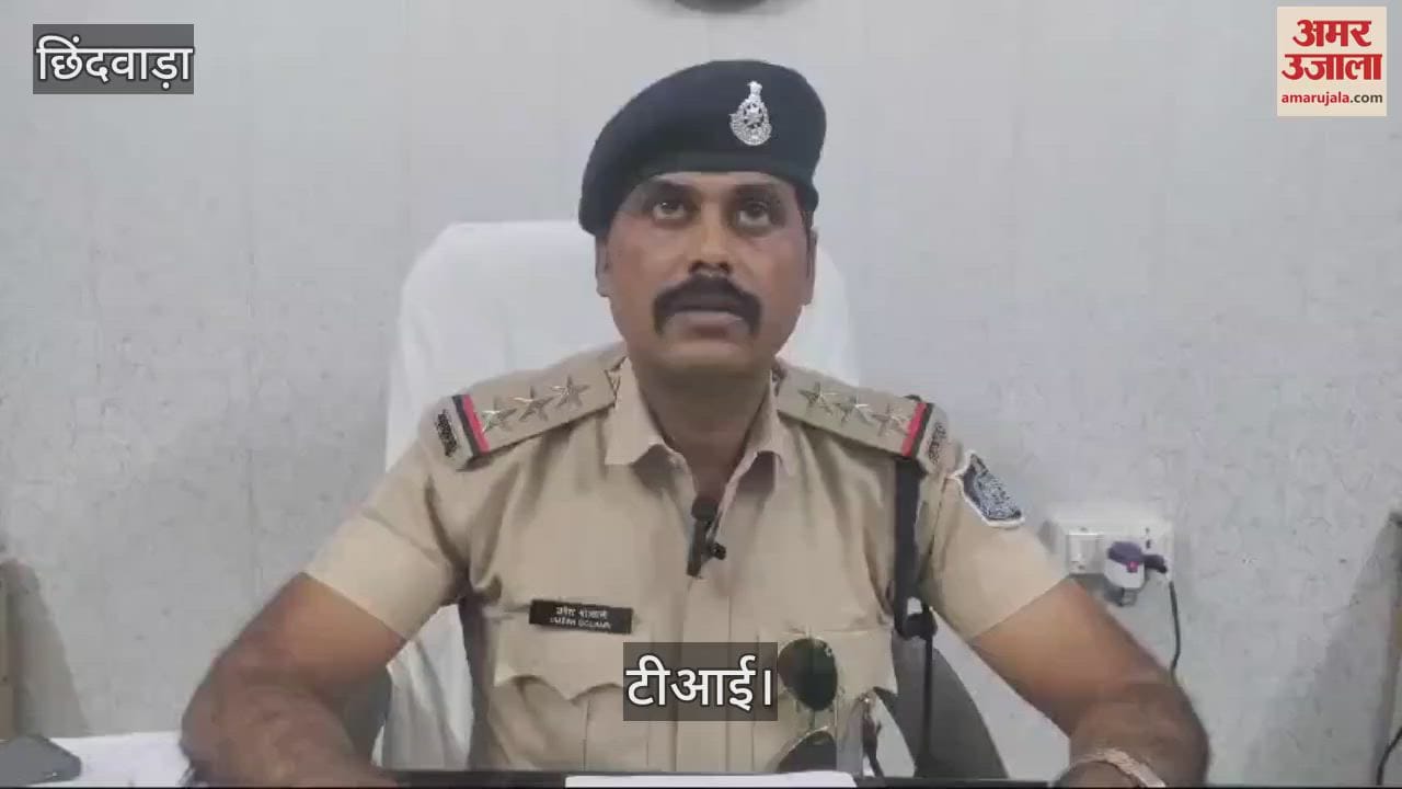 Chhindwara accused of murder and robbery was committing theft after being released from parole police caught