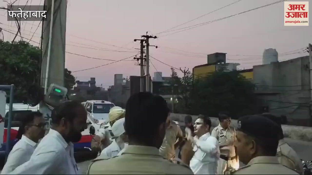 VIDEO : Fatehabad: Controversy over Vakil Sahib's tribute meeting in Dera Begumpura Dham, police stopped