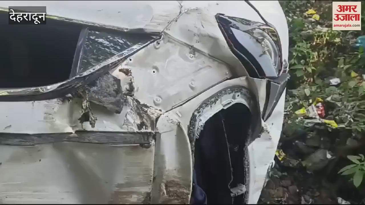 VIDEO : Delhi passengers Car fell into ditch near Mussoorie Zero Point Dehradun Uttarakhand News