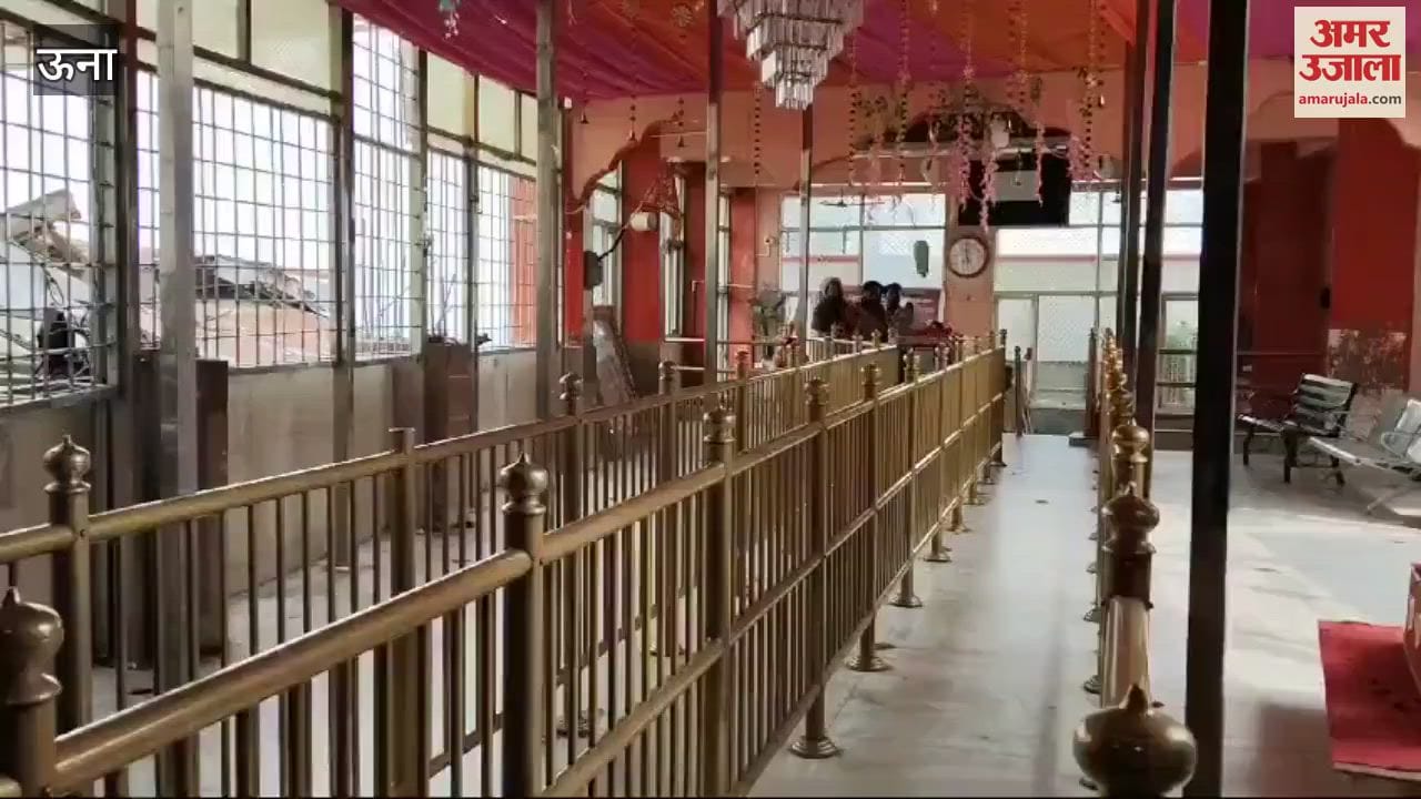 VIDEO : Due to the Shraadhs fewer devotees are reaching Chintapurni devotees are getting darshan in a few minutes