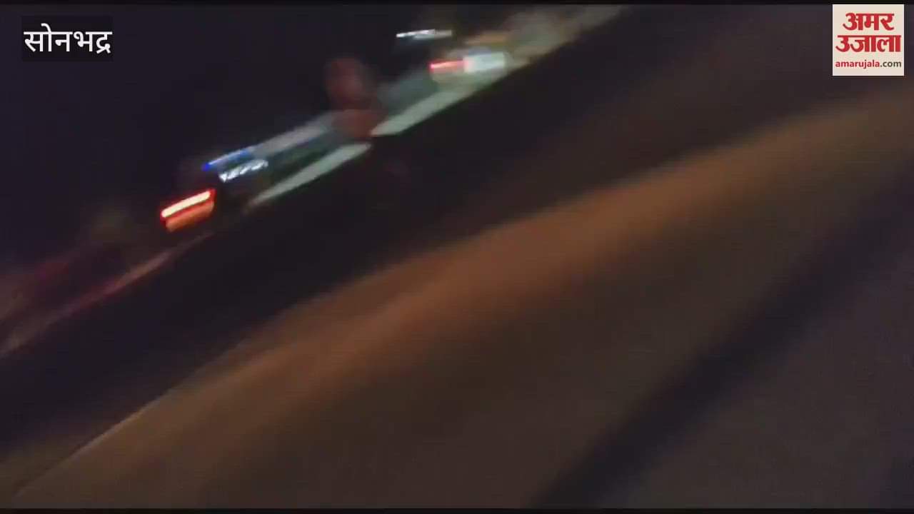 VIDEO : Uncontrolled Hiva heated three people in sonbhadra angry people beat the driver family members created ruckus