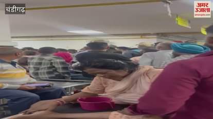 VIDEO : पीजीआई चंडीगढ़ में मरीज के परिजनों ने रेजिडेंट डॉक्टर को पीटा, इमरजेंसी में इलाज ठप