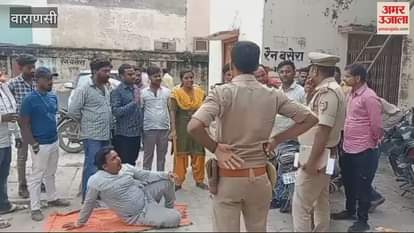 VIDEO : Pump operators showed attitude in varanasi stopped car of AE matter of reduced wages