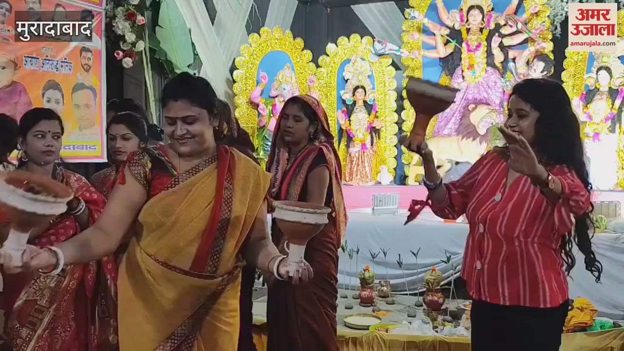 VIDEO : Brass city immersed in enthusiasm of Durga Puja, grand aarti of mother was performed in pandals