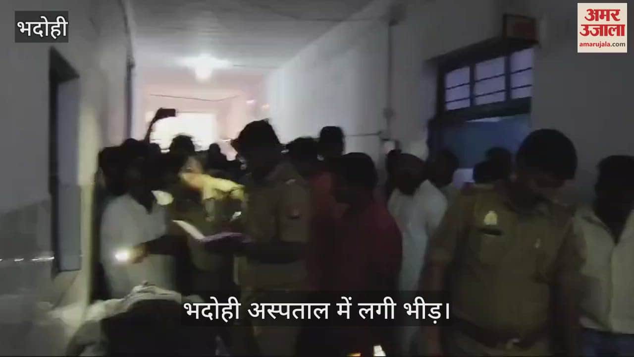 VIDEO : Road accident in Bhadohi, father-in-law and son-in-law died