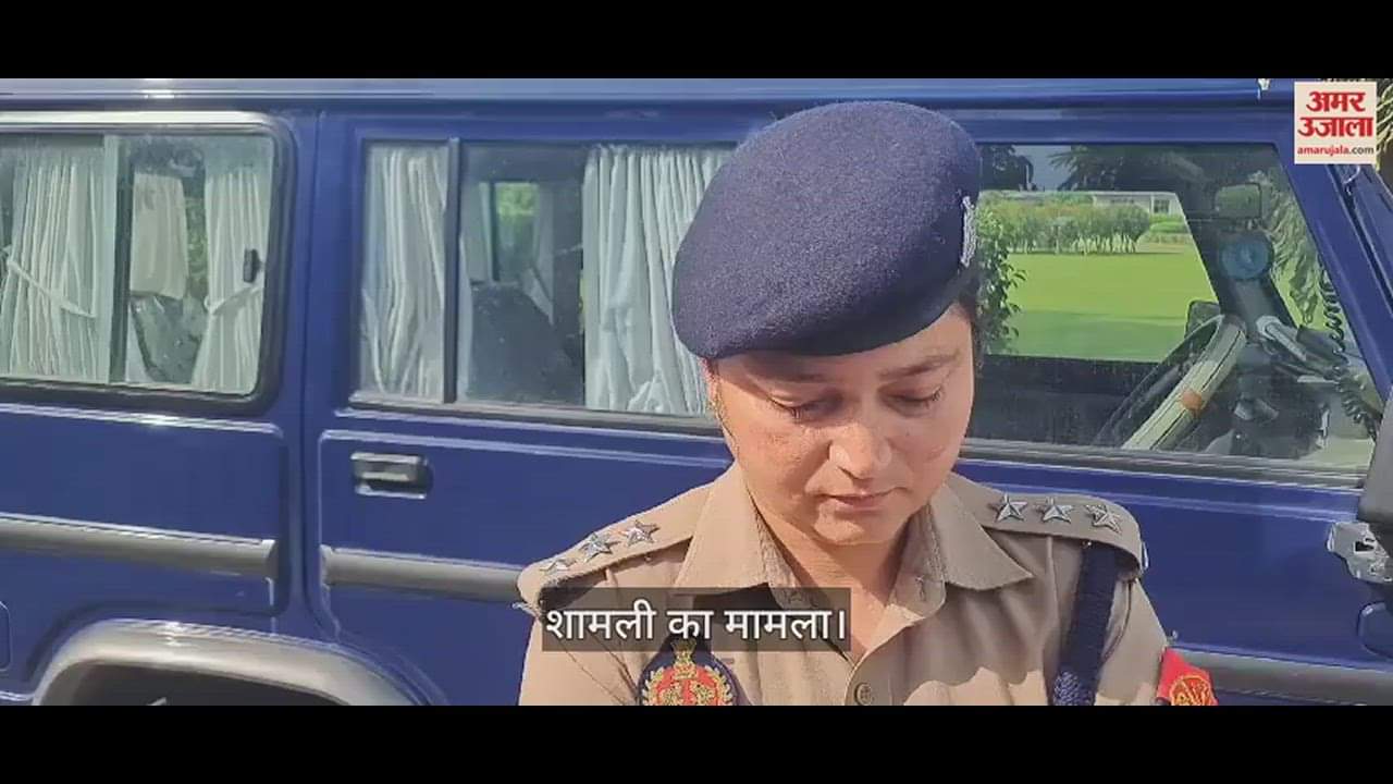 VIDEO : Video goes viral of a barber giving massage by spitting in Shamli