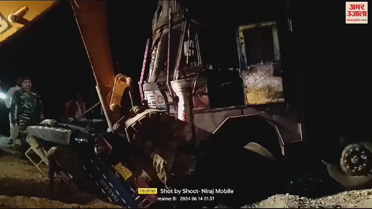 VIDEO : Five killed tragic road accident in sonbhadra auto rickshaw collided with truck six injured