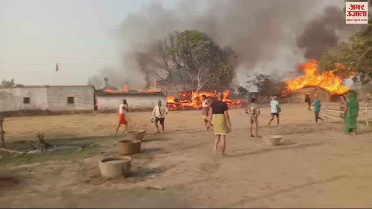 VIDEO : Cylinder blasted in bhadohi roof and dozens of residential houses destroyed