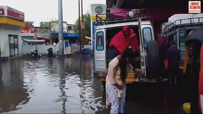 VIDEO : UP Weather Rain relief from heat waterlogging caused trouble lightning in varanasi