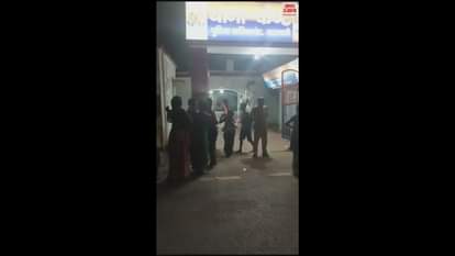 VIDEO : Garage mechanic arrested for crushing child with Audi accused doctor released on personal bond in varanasi