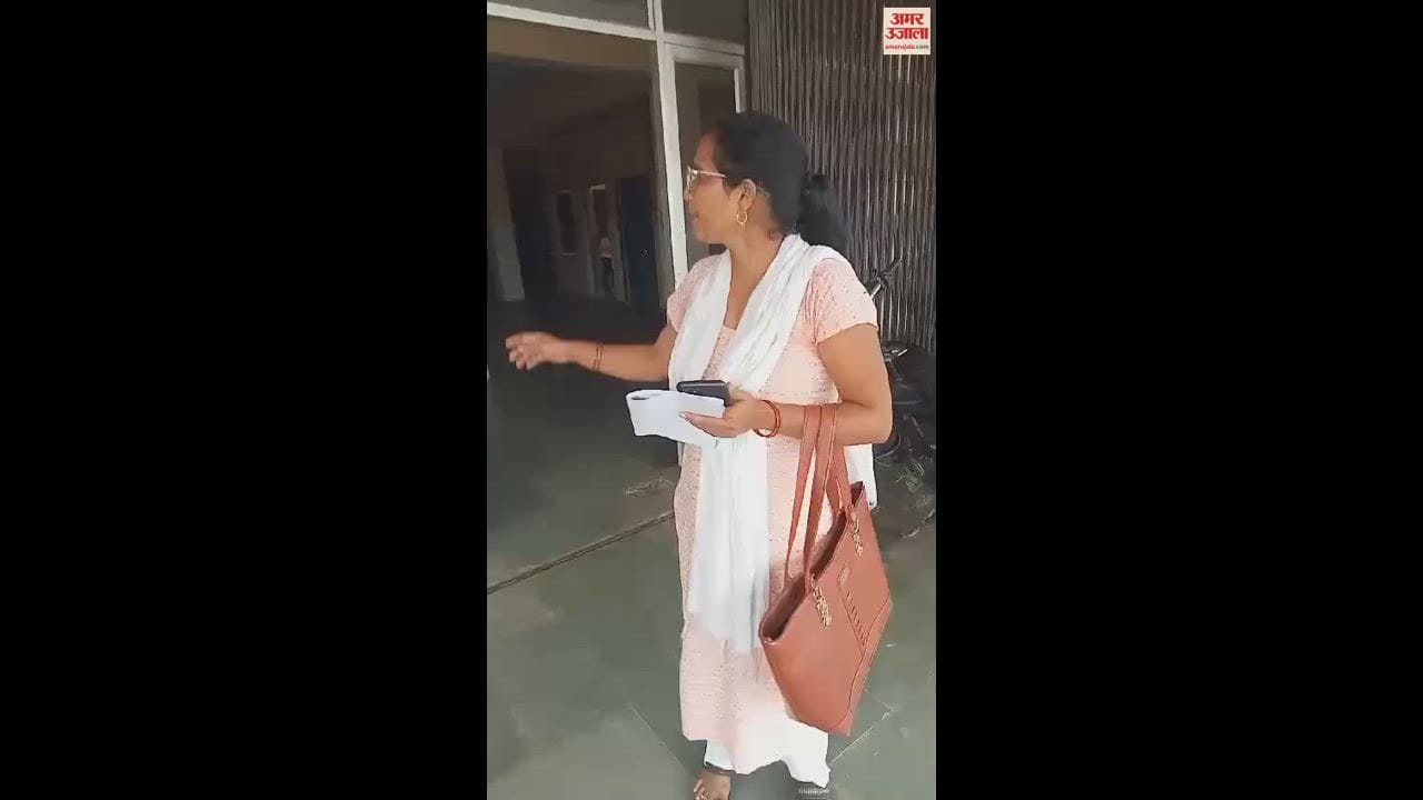 VIDEO : बदायूं में जन्म प्रमाण पत्र के नाम पर वसूली, रुपये लेने के बाद भी कटवाए जा रहे चक्कर
