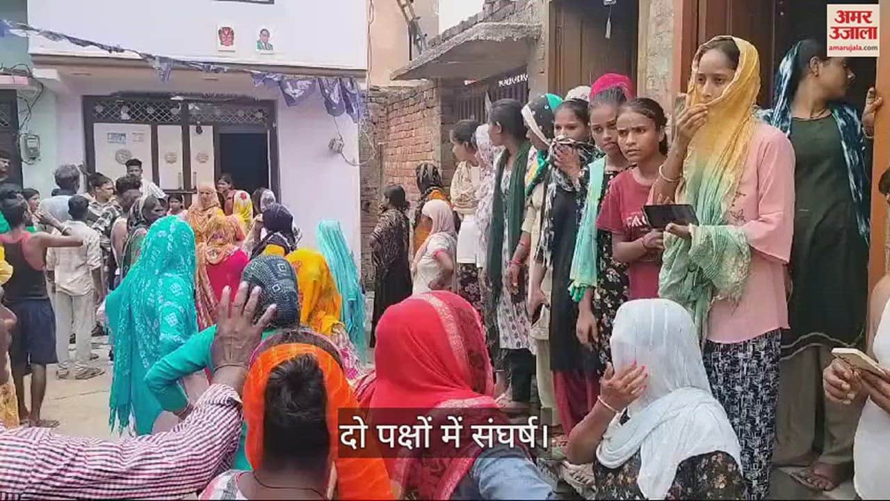 VIDEO : Stone pelting and fighting between SC community and Rajput community during Ghorchadhi in Khatauli